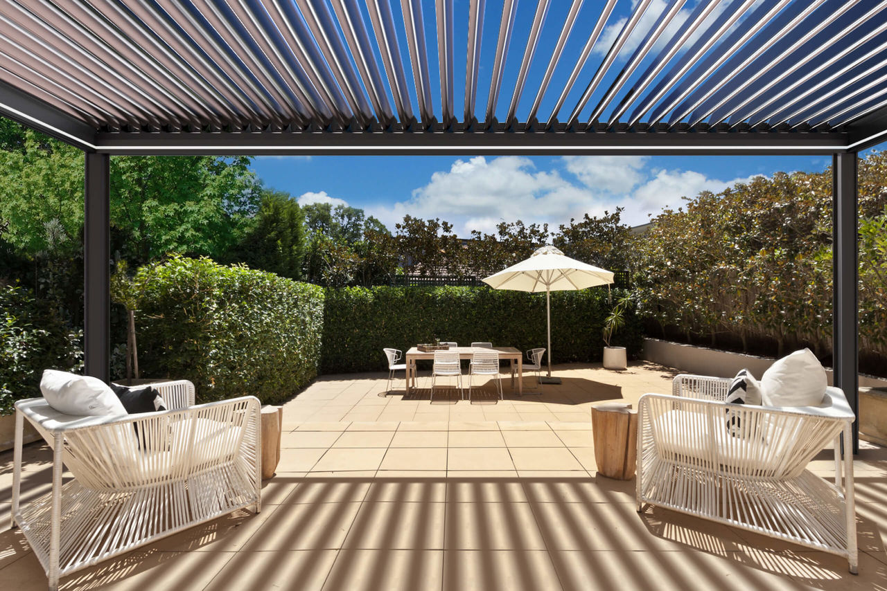 SOLAVINEA Solar-Pergola
